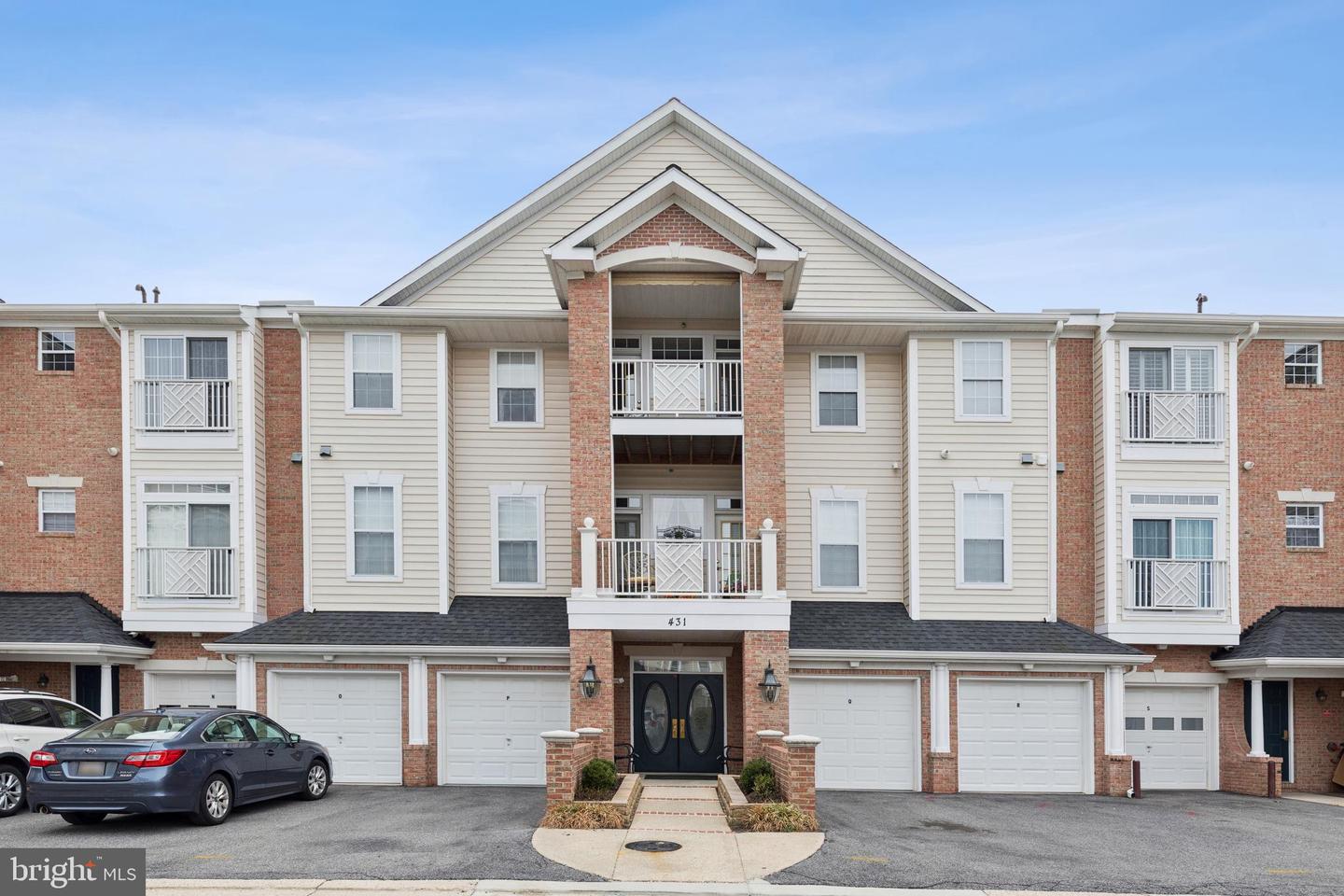 431 Hamlet Club Drive #102, Edgewater