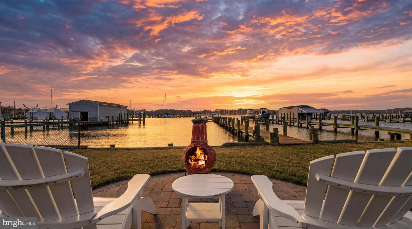 3738 Bay Drive, Edgewater