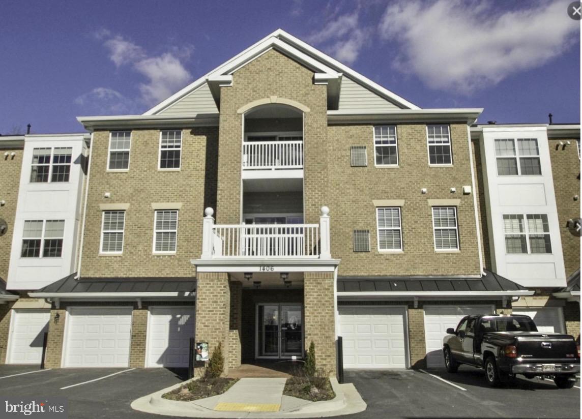 1406 Wigeon Way #303