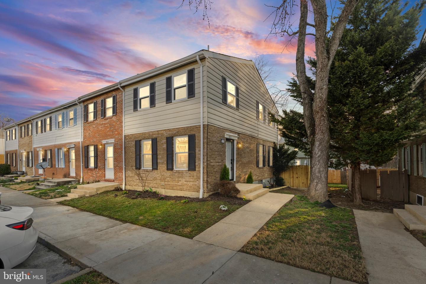 8221 Stewarton Court, Severn