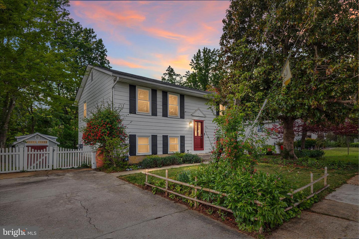 1231 Van Buren Drive, Annapolis