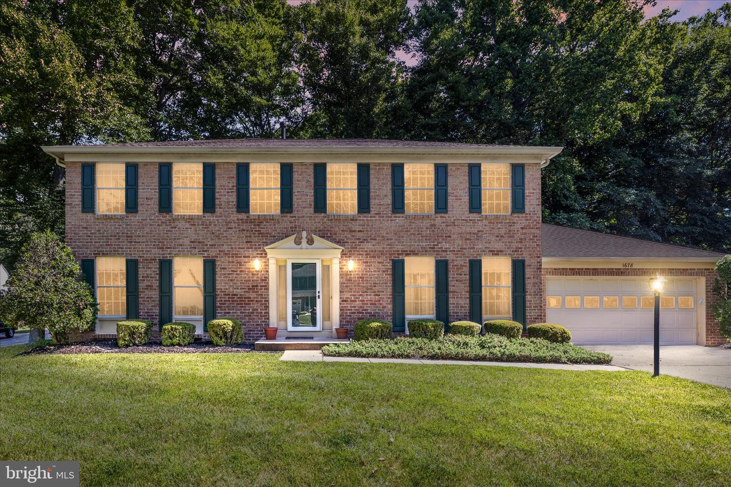 1678 Wickham Way, Crofton