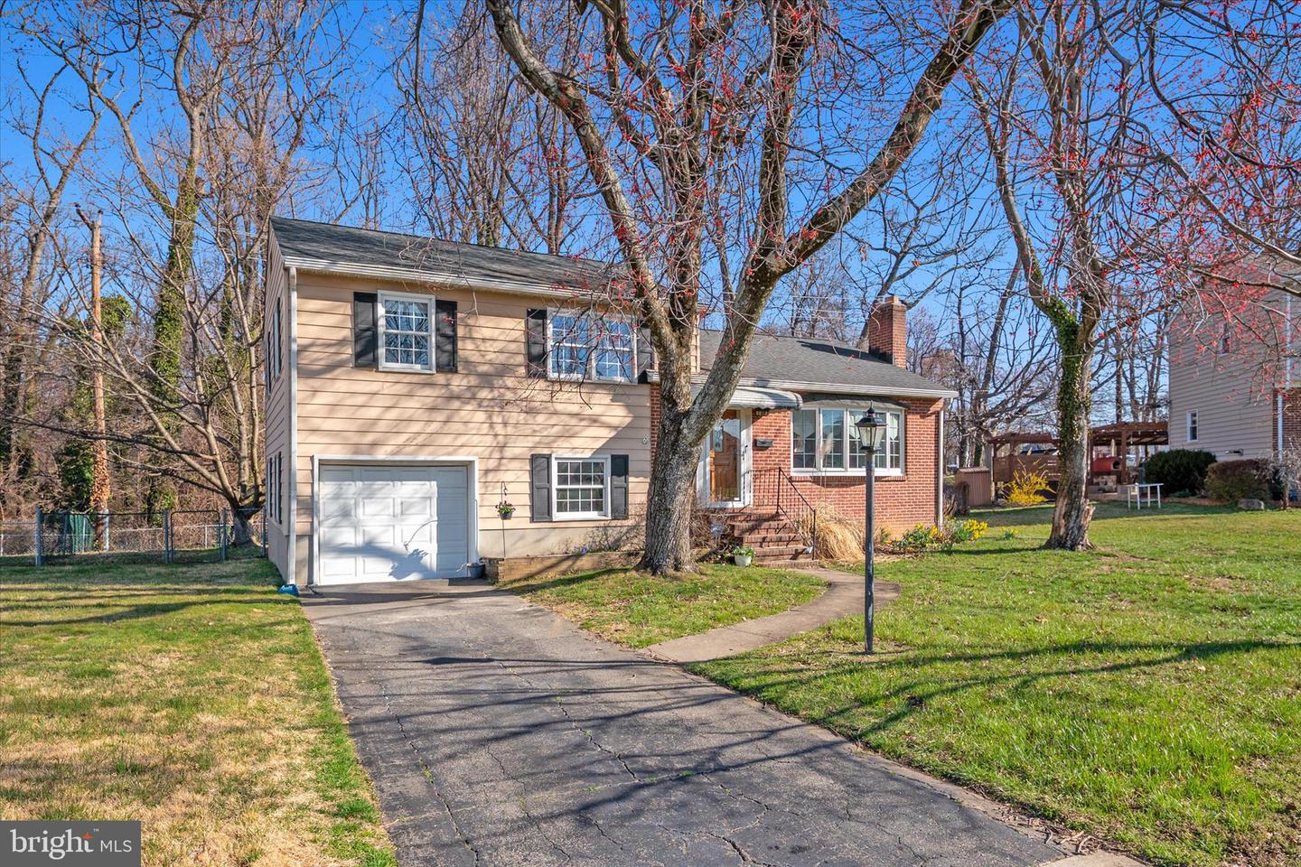 409 Laclair Avenue