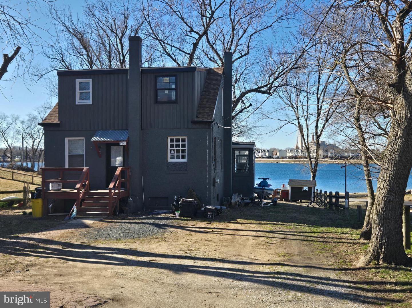 208 Harlem Road