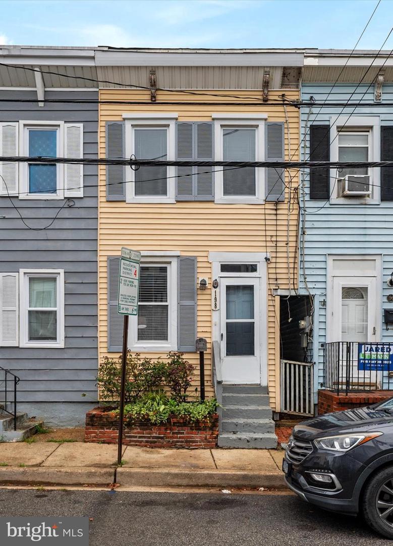 198 Clay Street