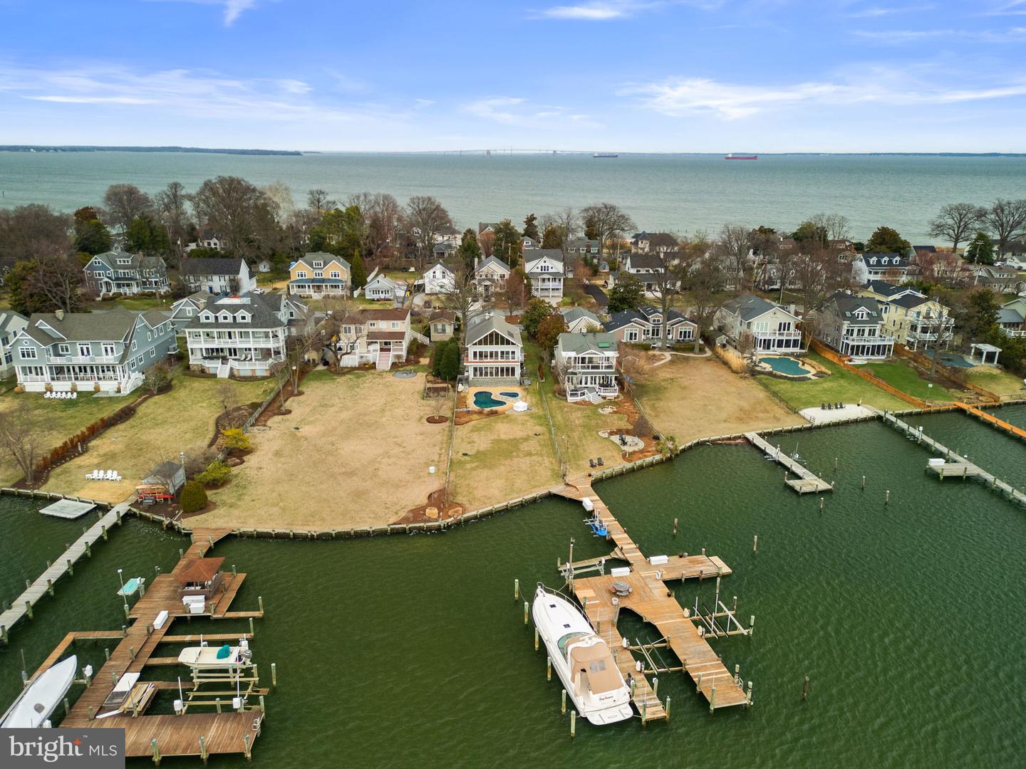 22 E Lake Drive, Annapolis