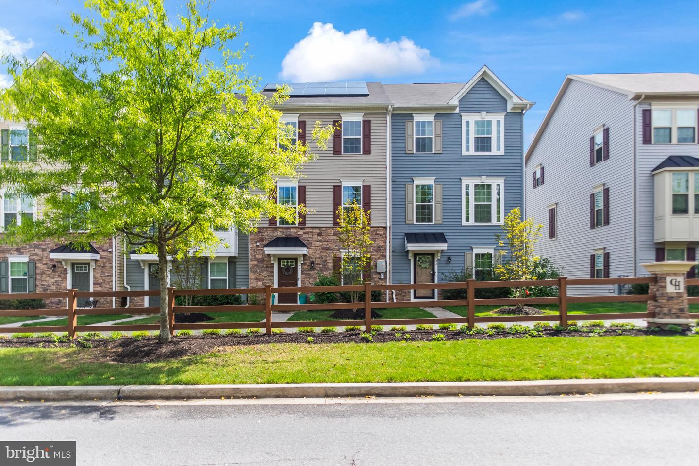 44 Cedar Hill Boulevard