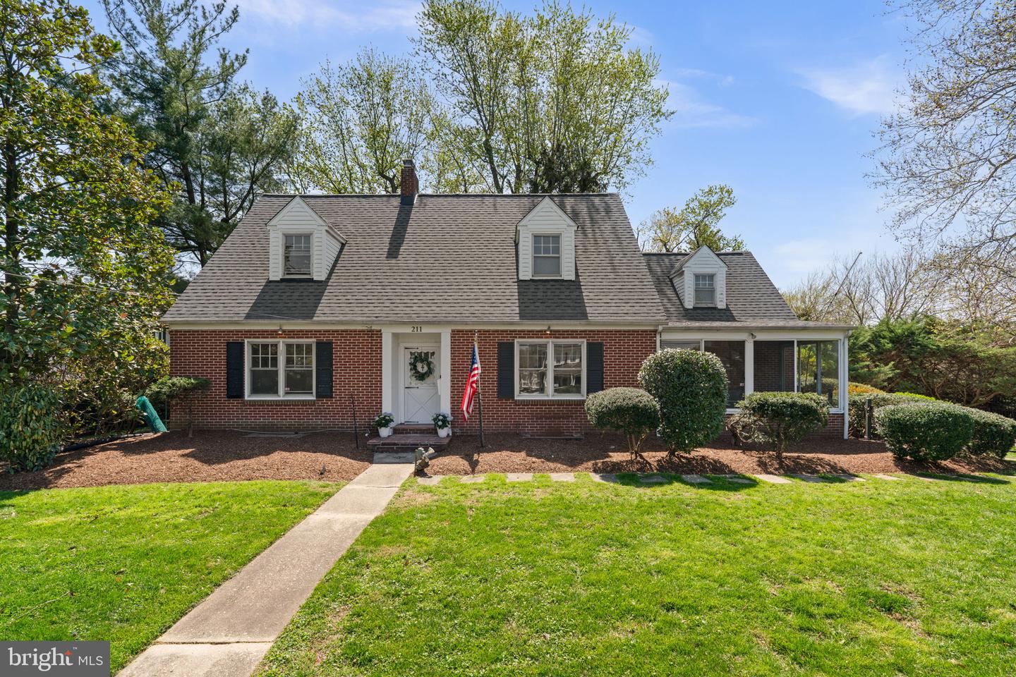 211 W Maple Road, Linthicum Heights