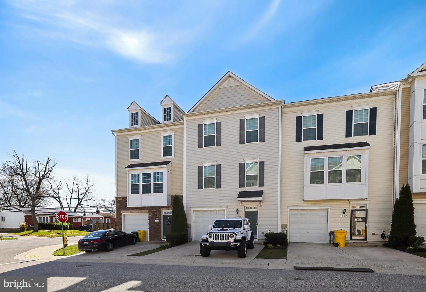 205 Gunther Place