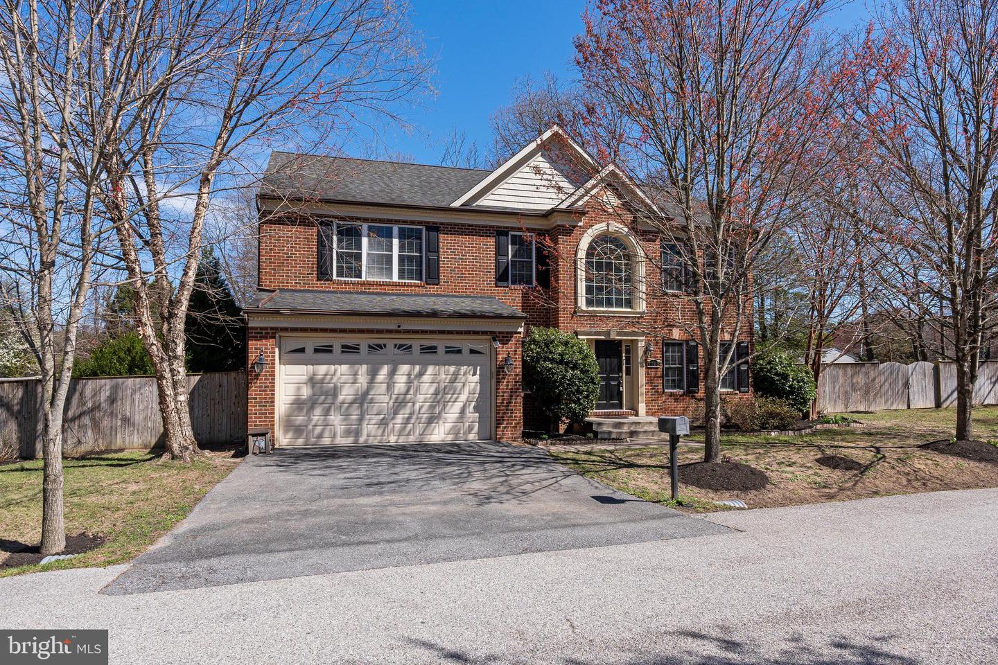 7703 Brasswood Lane, Severn