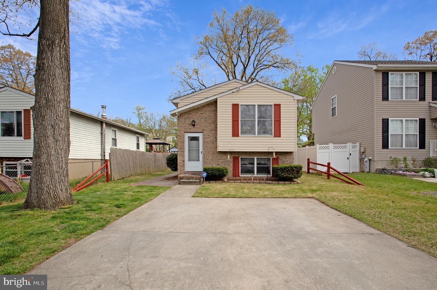 312 SW Pershing Avenue, Glen Burnie