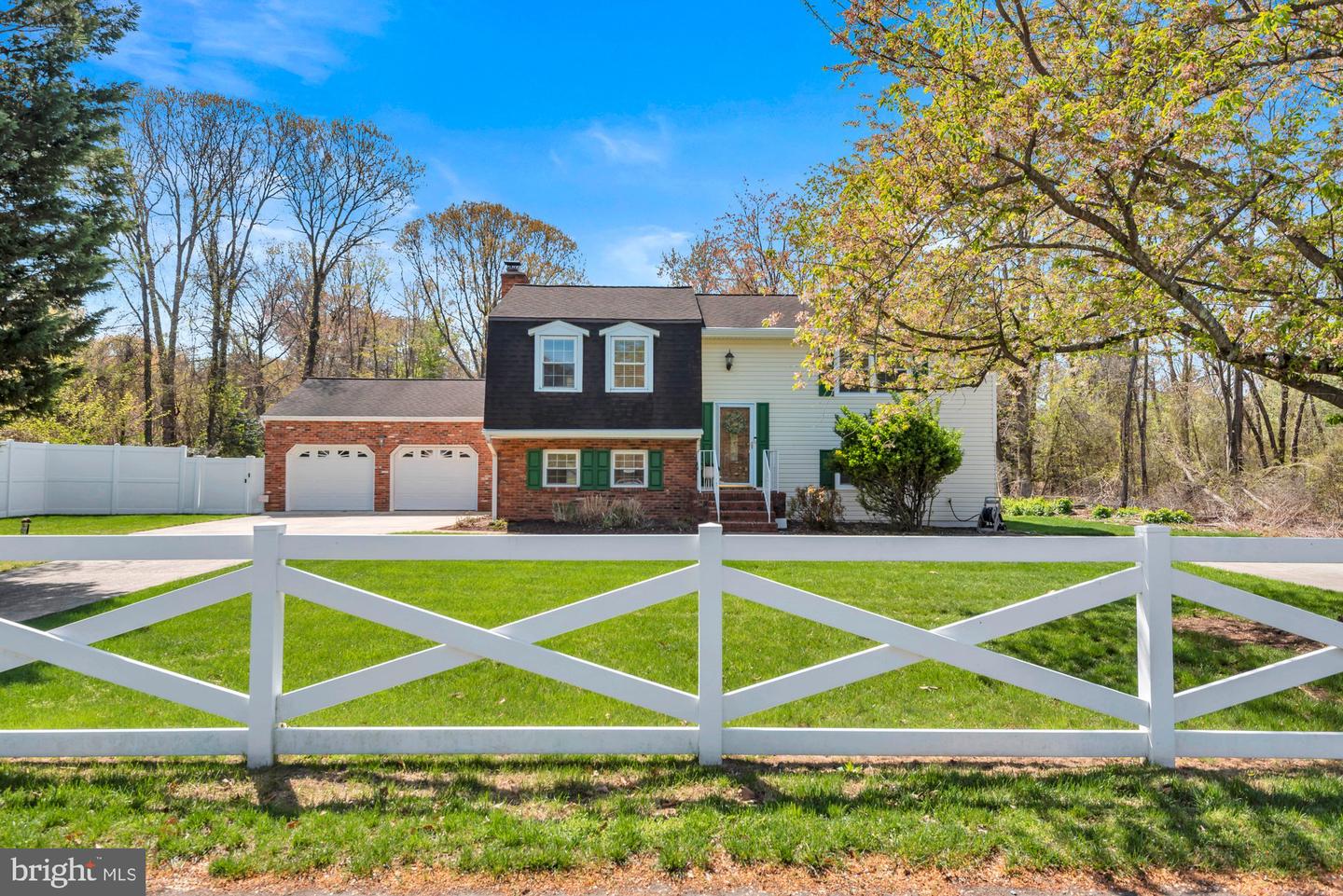 970 Magothy Avenue, Arnold