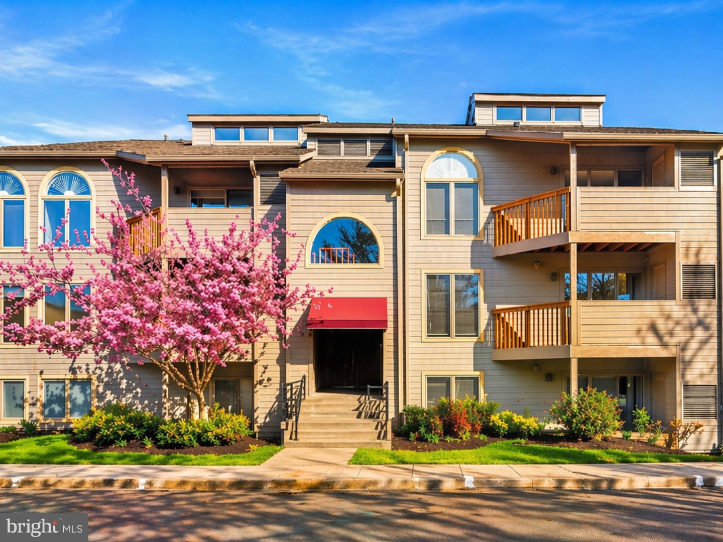 7006 Channel Village Court #101