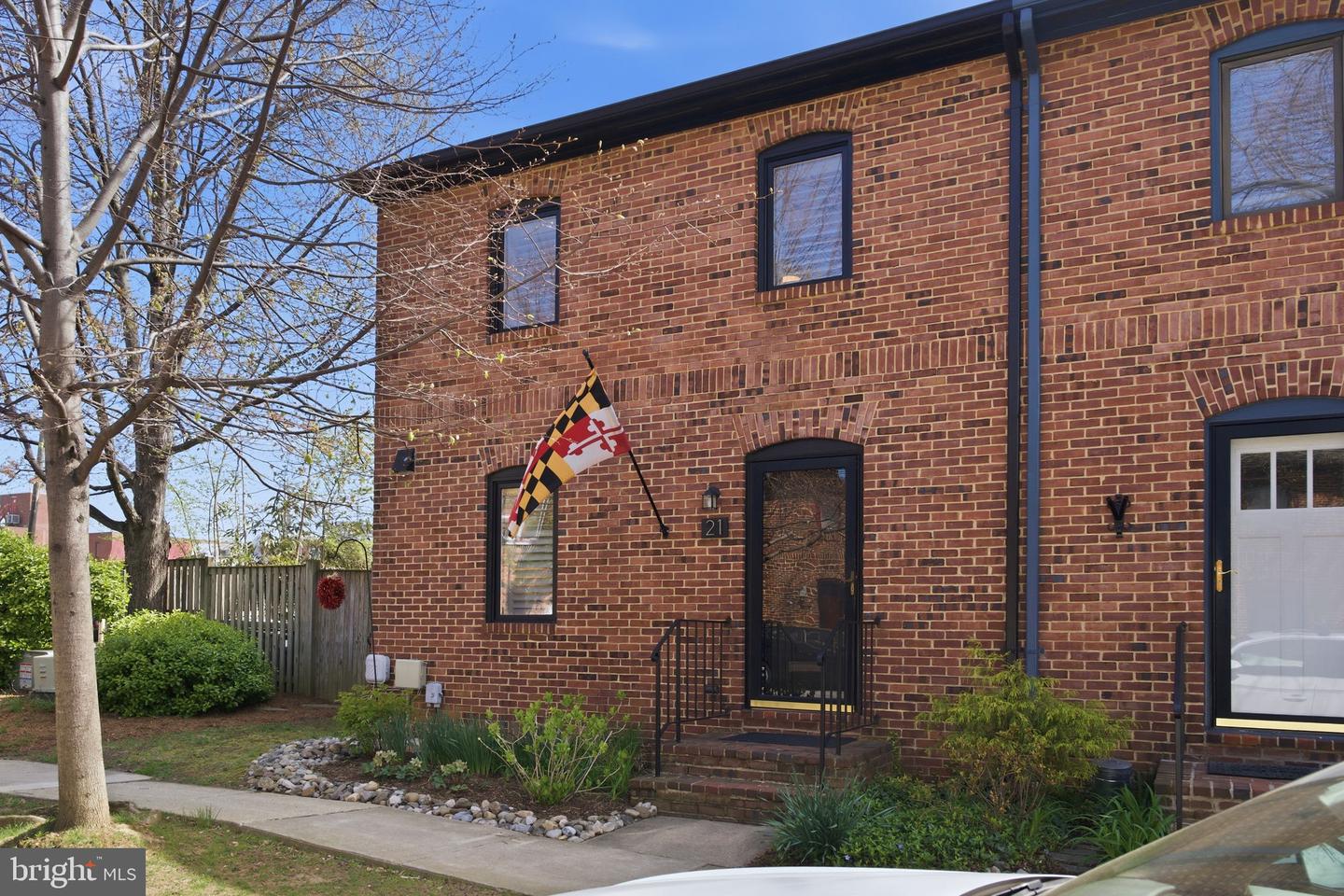 21 City Gate Lane, Annapolis