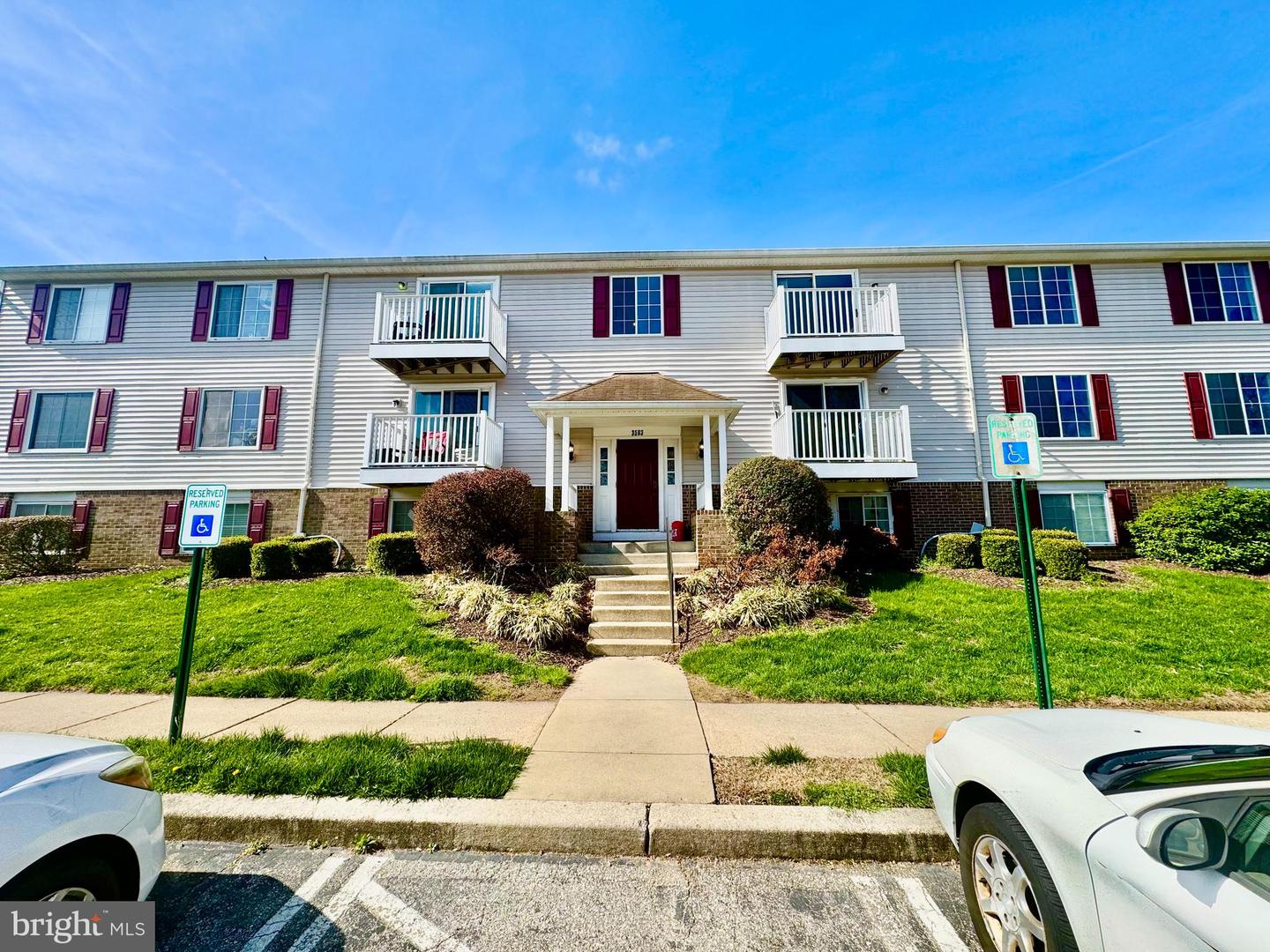 3503 Lochearn Court #k, Pasadena