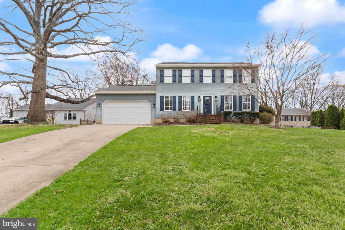 533 Bay Hills Drive, Arnold