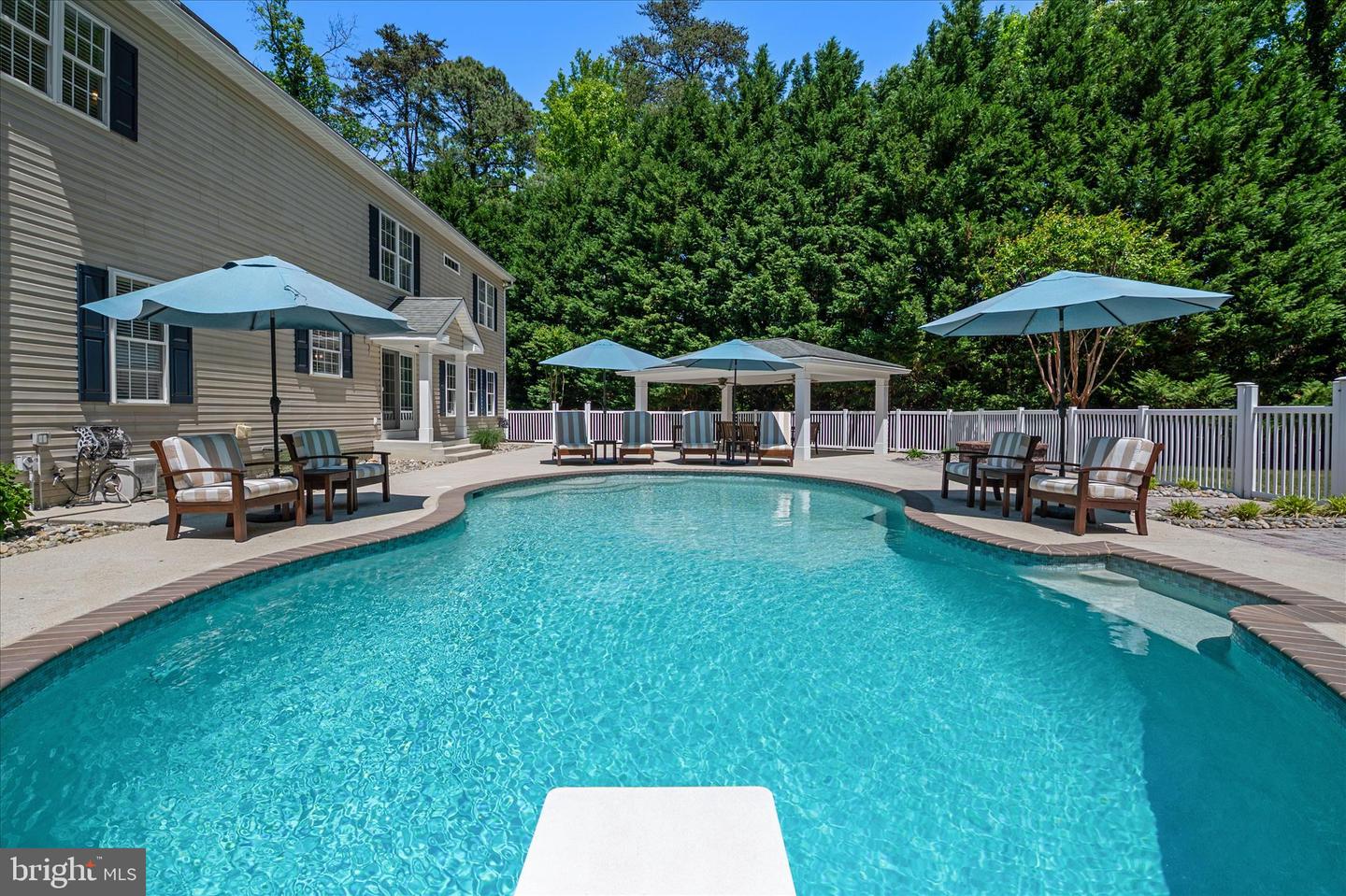 1405 Saybrooke Court, Pasadena