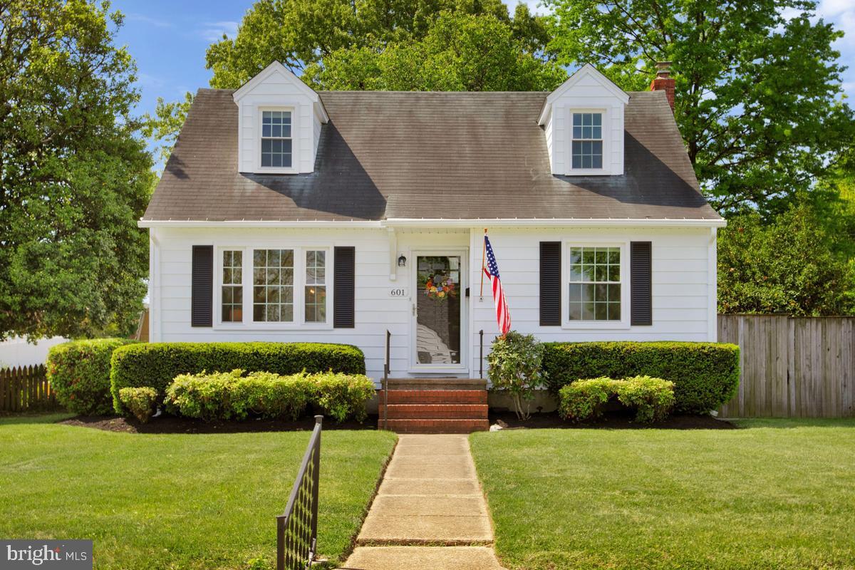 601 Forest View Road, Linthicum Heights