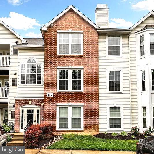 3112 River Bend Court #h204, Laurel