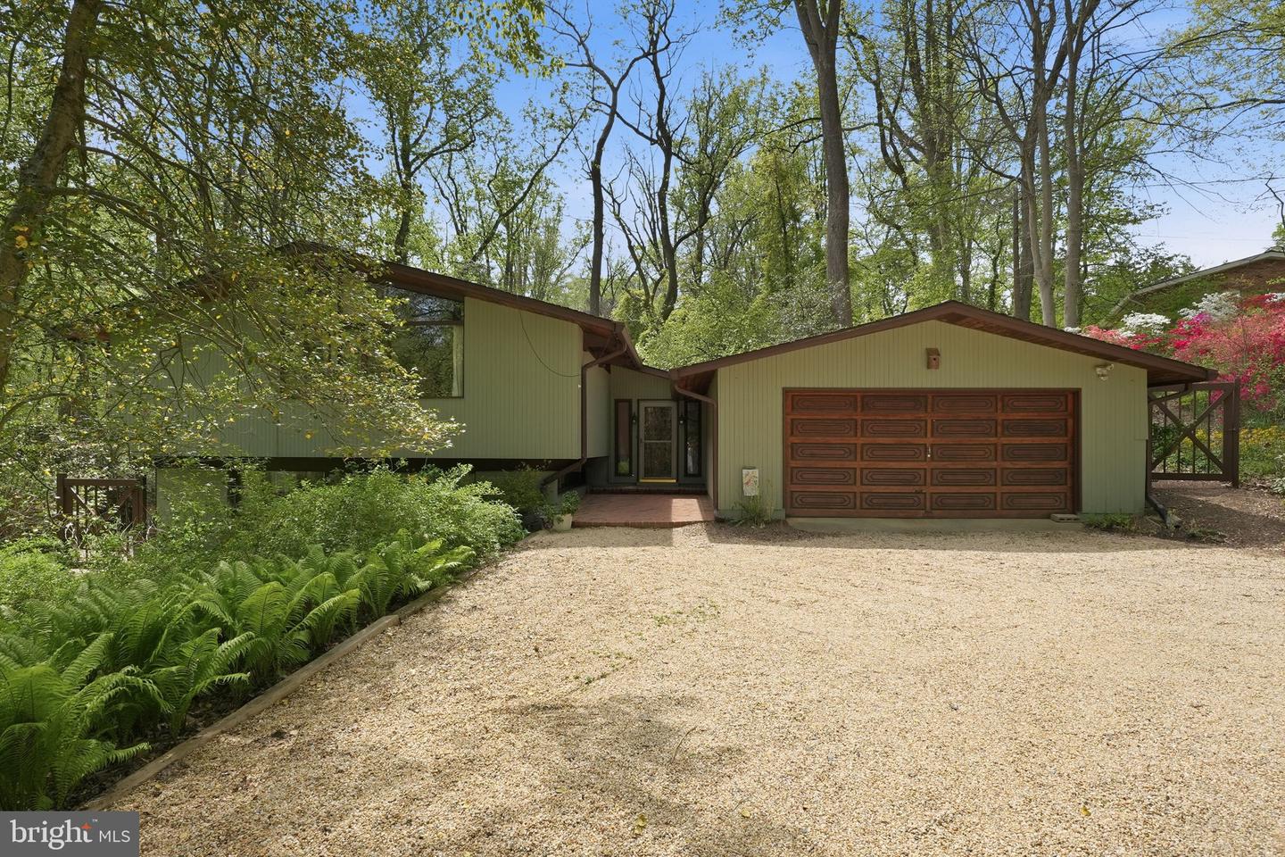 515 Powell Drive, Annapolis