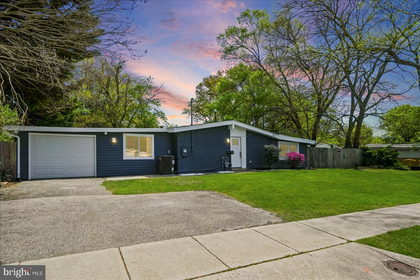 214 Saint James Drive, Glen Burnie