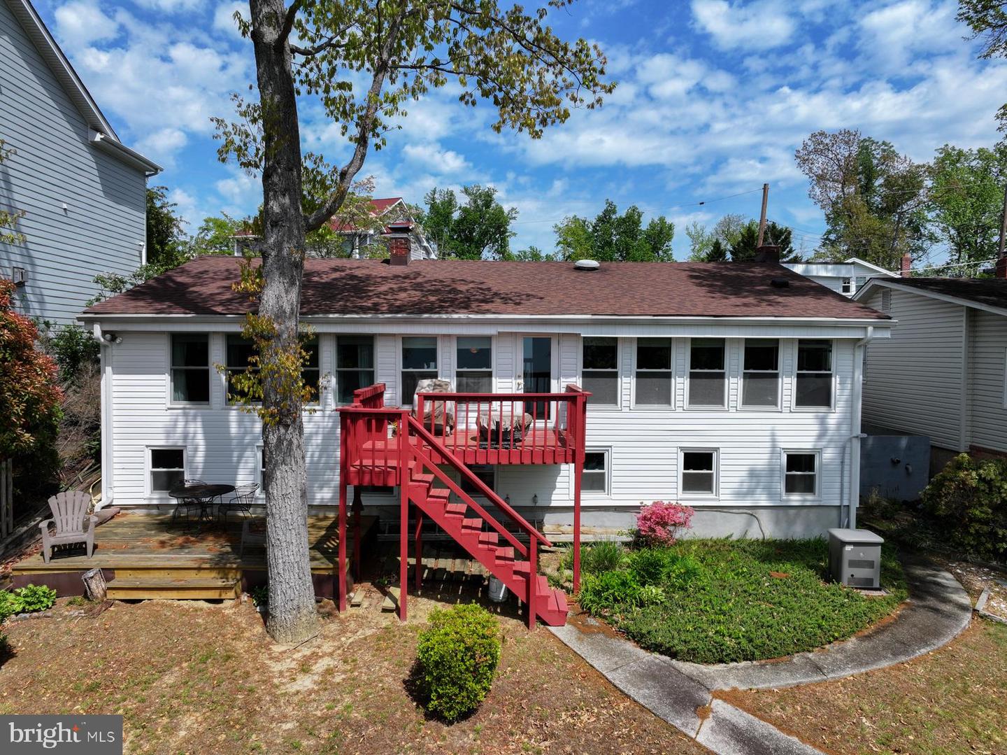 322 Riverside Road, Edgewater