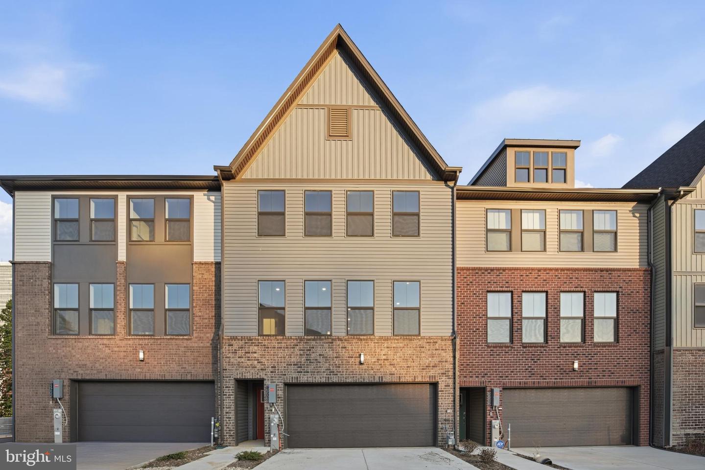 2106 Foxglove Lane, Laurel