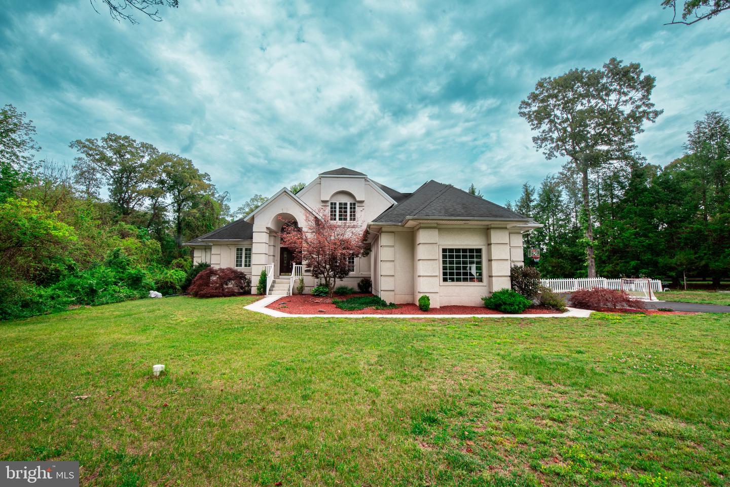 1054 Bayard Road