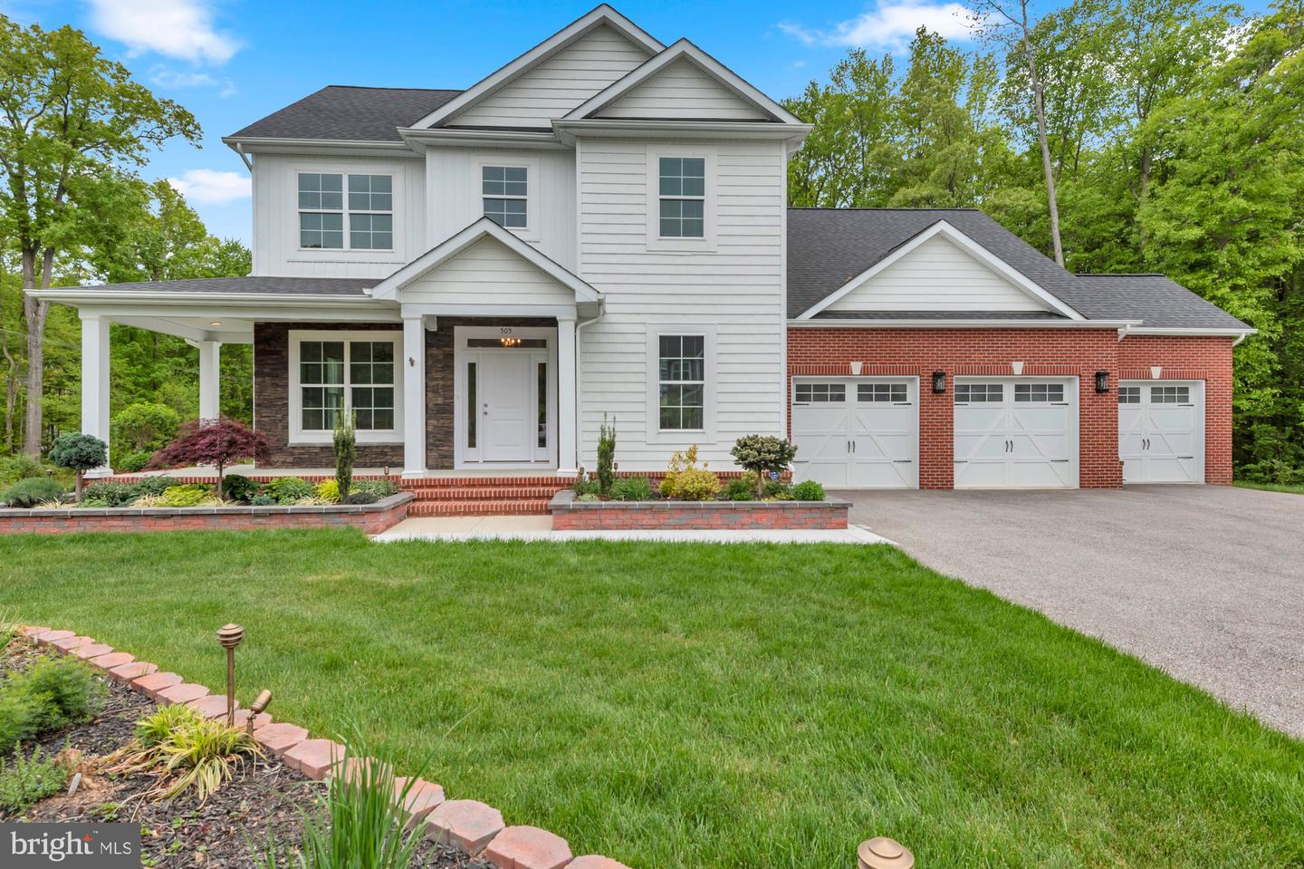 505 Brewerton Lane, Edgewater