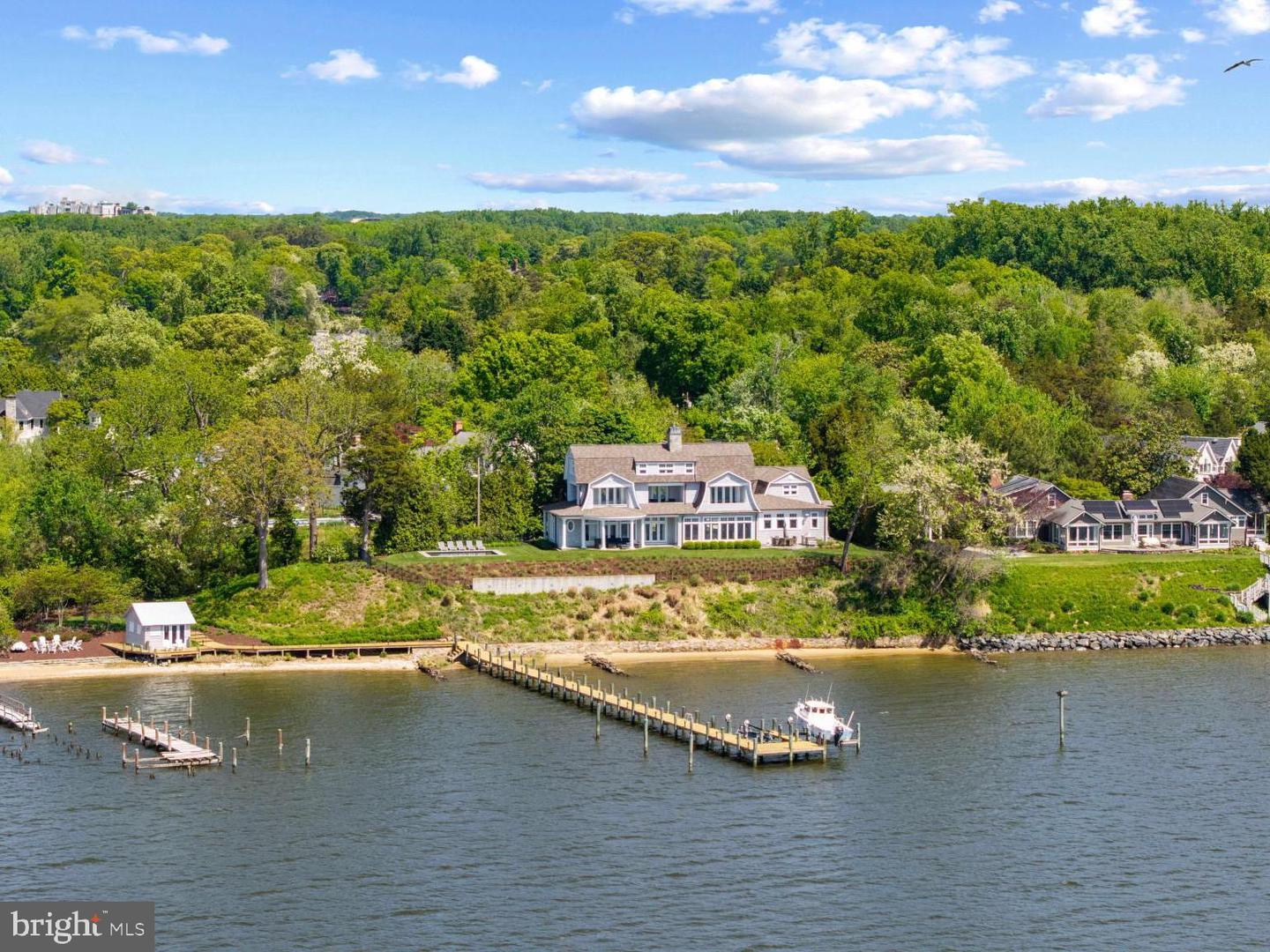 411 Ferry Point Road, Annapolis