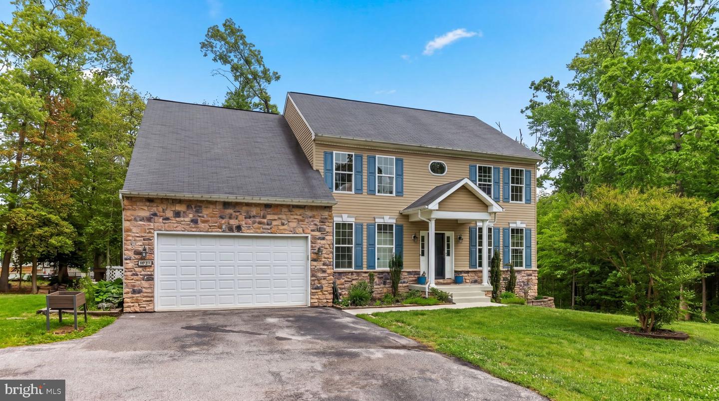 141 North Drive