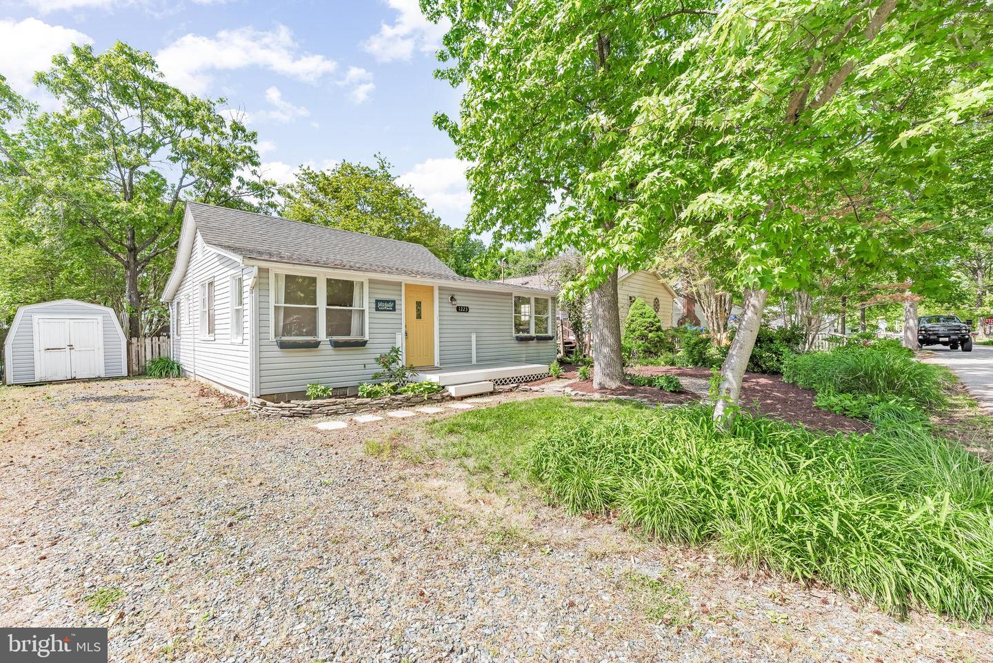 1223 Pine Avenue, Shady Side
