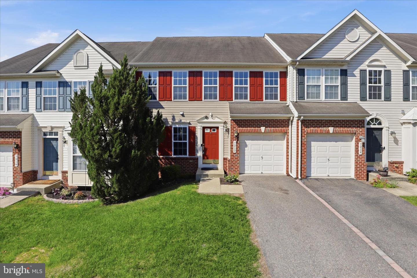 7212 Banwell Court, Hanover
