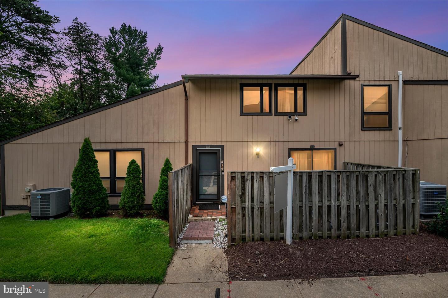 516 West Court