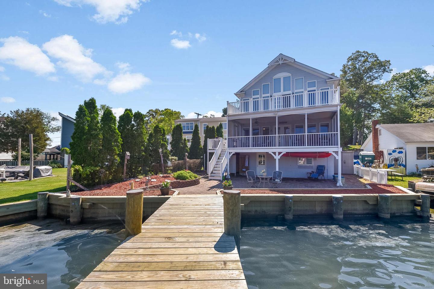 684 N Riverside Drive, Crownsville