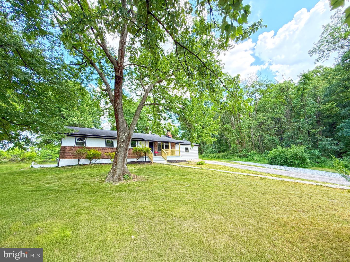 107 Saint Charles Rd