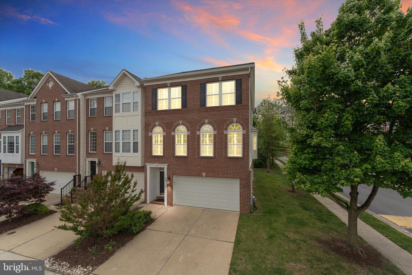 41 Idlecreek Lane, Edgewater