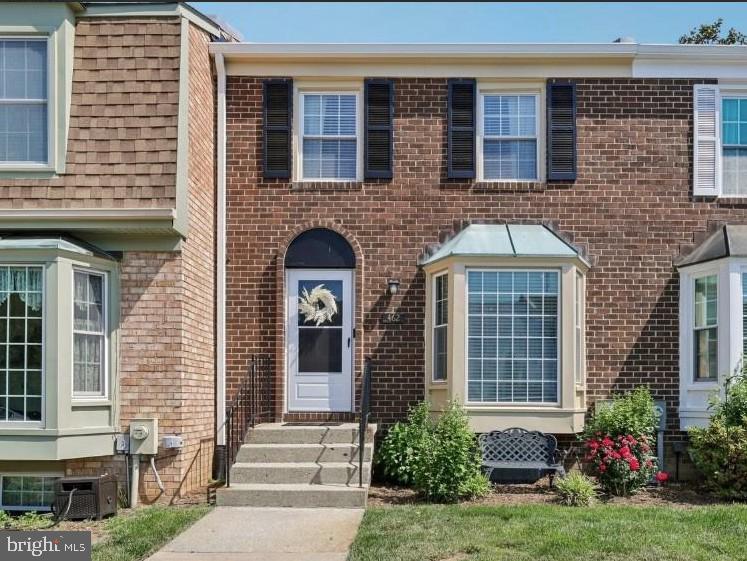 462 Colonial Ridge Lane, Arnold