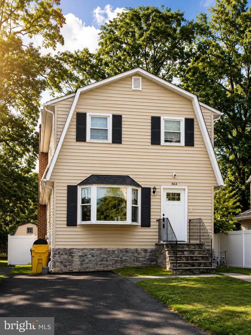 1906 Woodsboro Pl