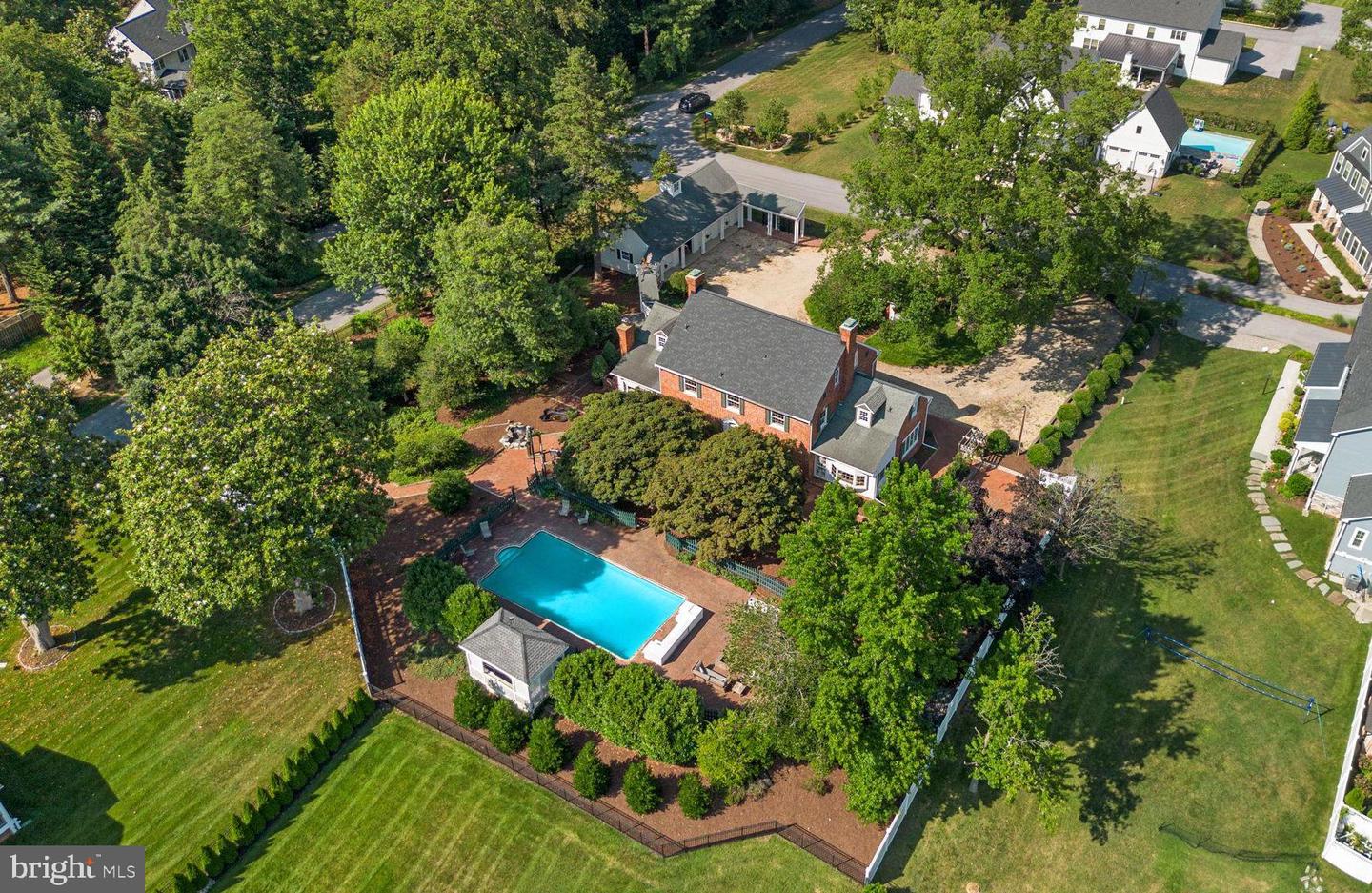 1002 Granda Flora Court