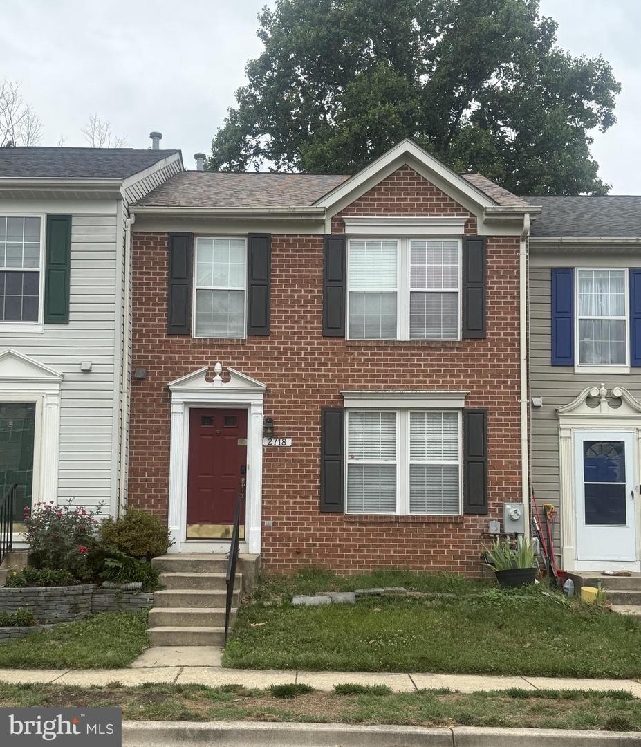 2718 Thornbrook Court
