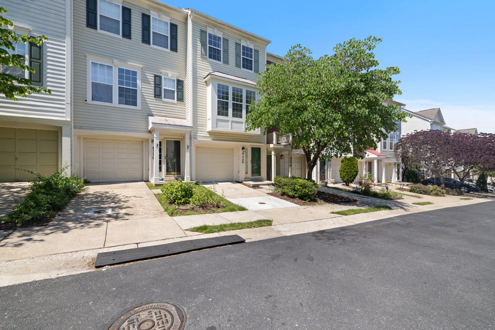 8328 Cloud Street, Laurel