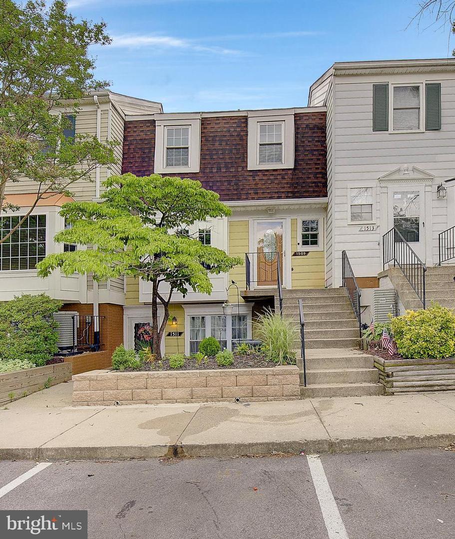 1509 Marlborough Court
