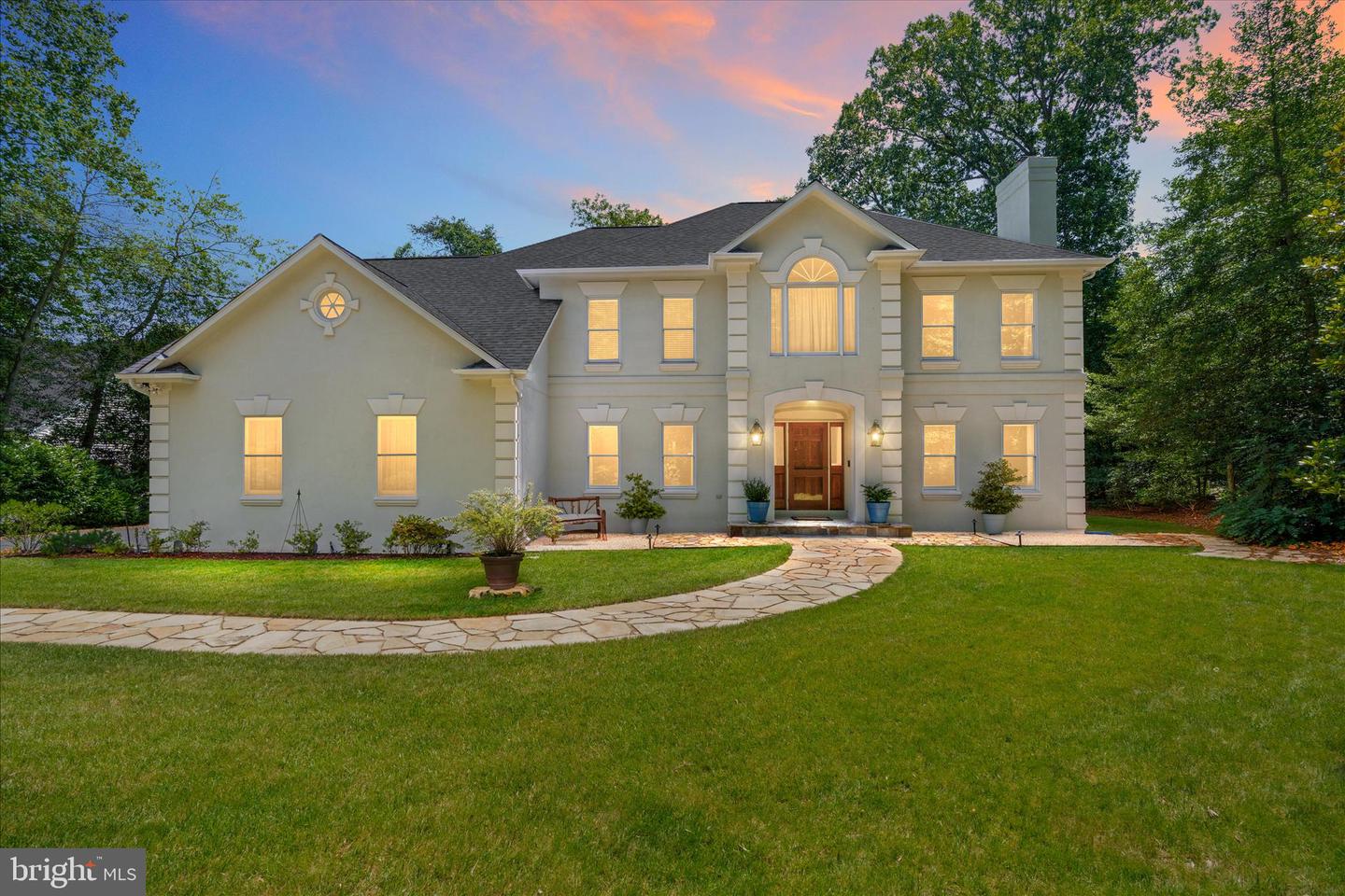 978 Stonington Drive
