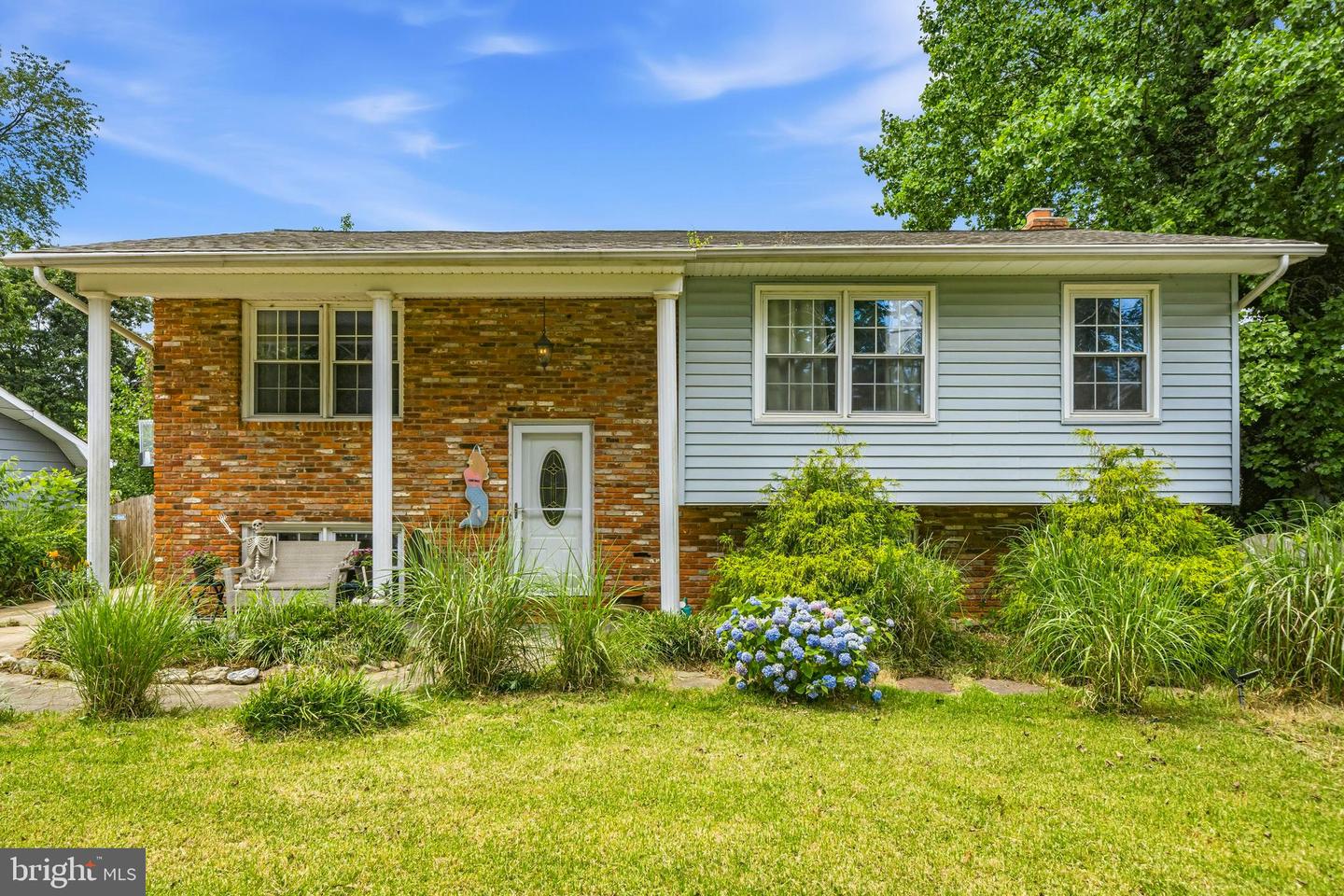 1115 Skyway Drive