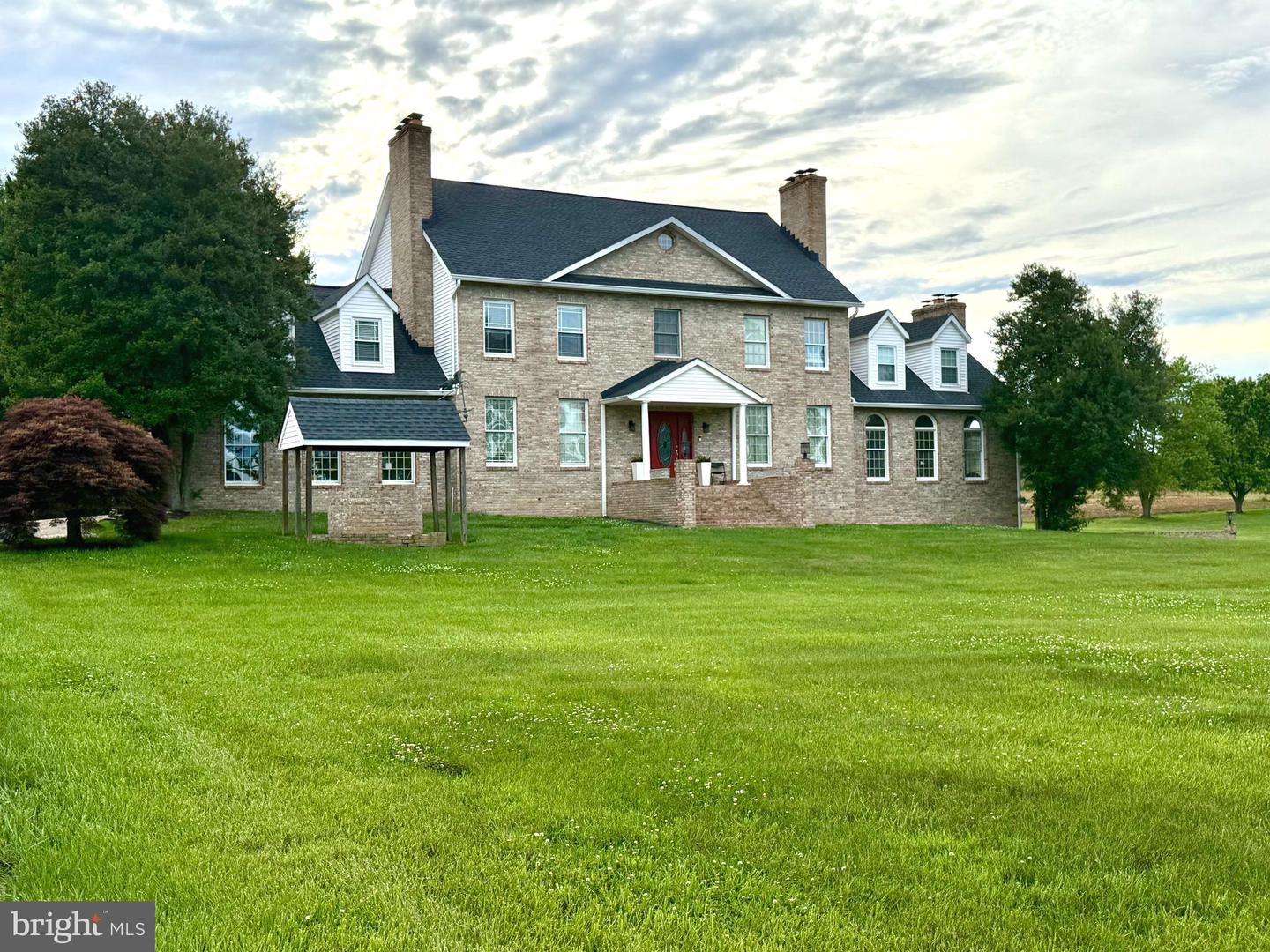 75 W Bay Front Road