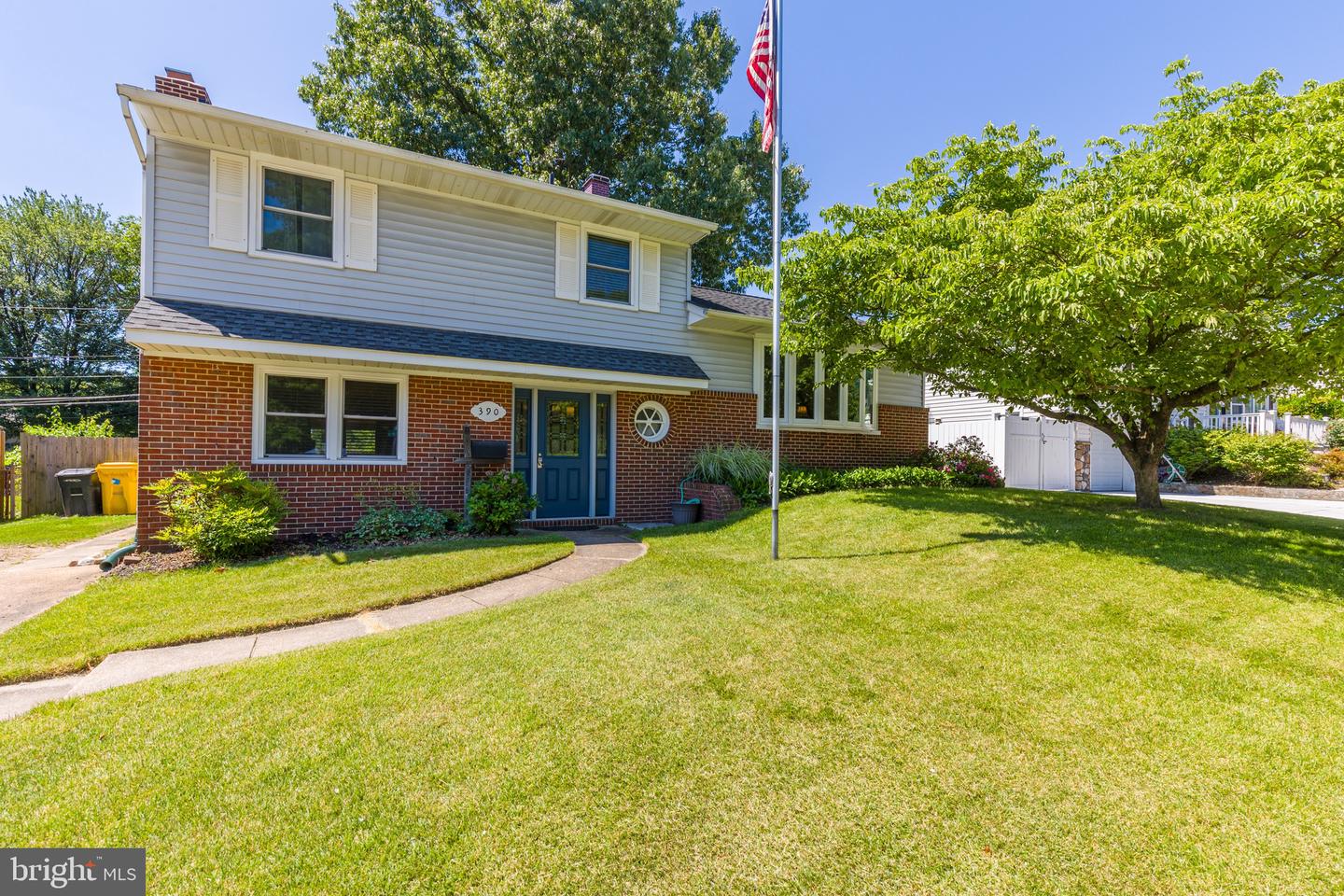 390 Phirne Rd W