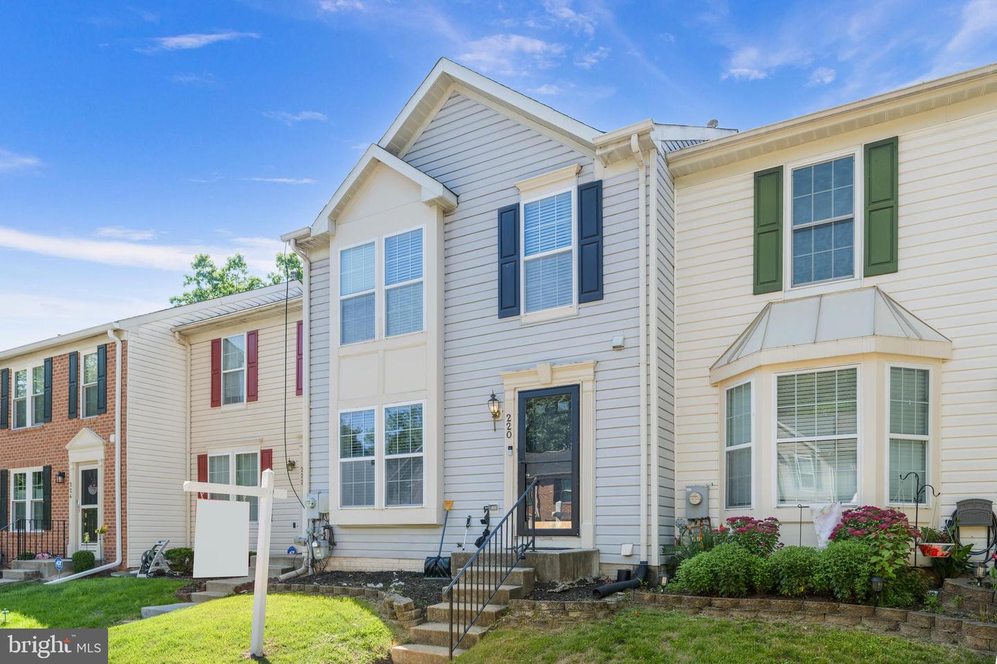 220 Foxtree Drive