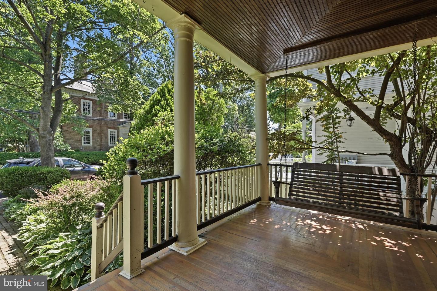 87 Shipwright Street
