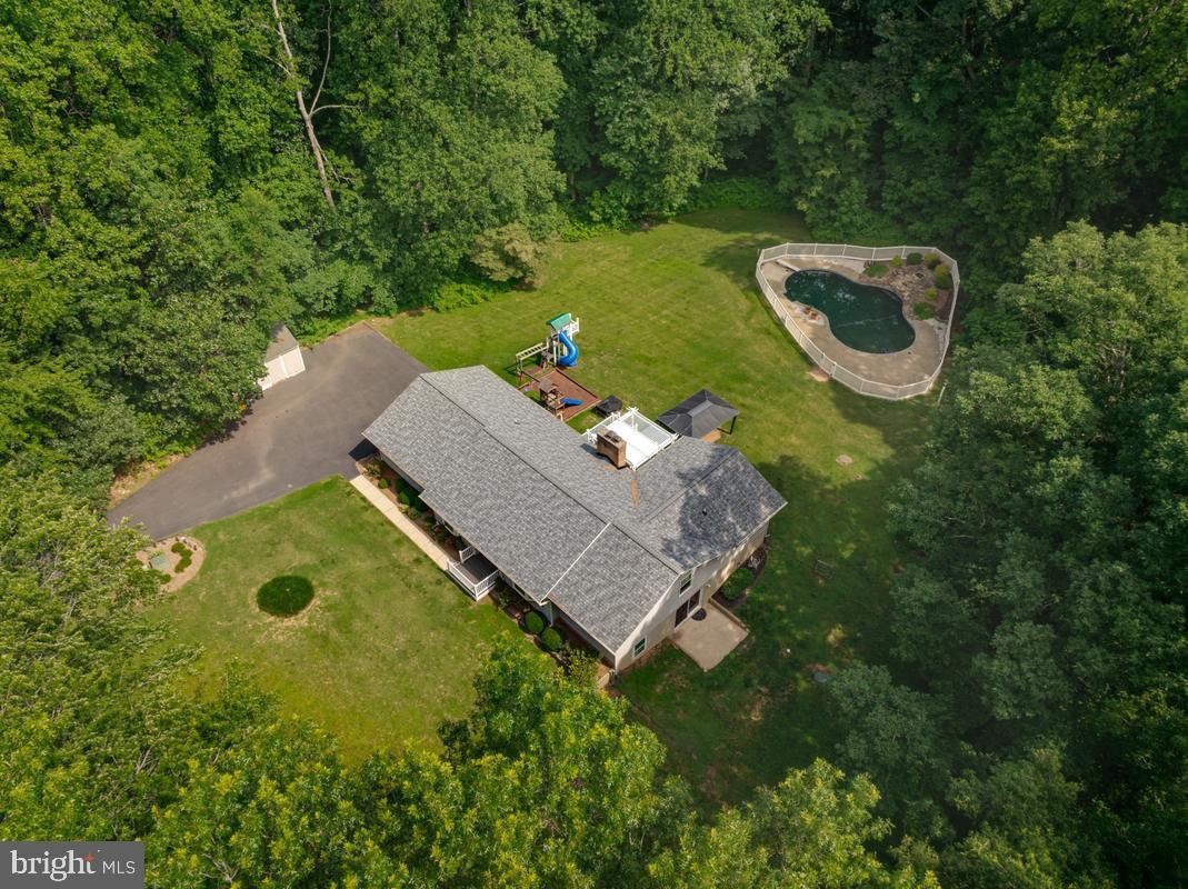 6521 Wilson Rd